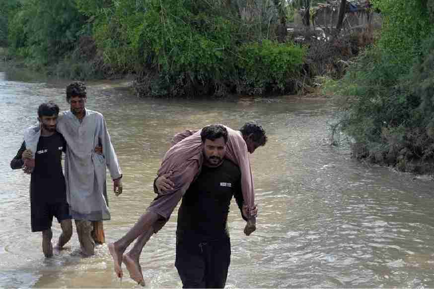 பாகிஸ்தானில் தொடர் கனமழை: உயிரிந்தோரின் எண்ணிக்கை 750-ஐ தாண்டியது