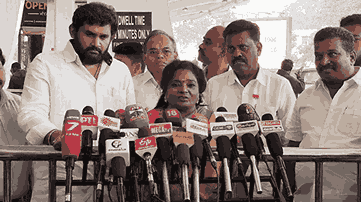 களத்தில் இல்லாதவர் விஜய் தான் – தமிழிசை செளந்தரராஜன்